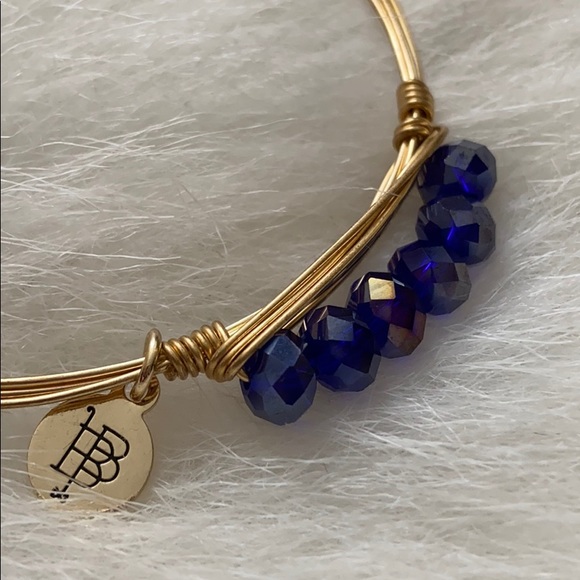 NWOT*Bourbon and Bowties Wire Wrap Bracelet - Picture 5 of 8